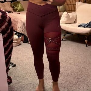 HALARA Maroon Strappy Leggings